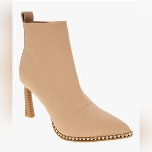 NIB BCBGeneration Women's Beya Fashion Boot